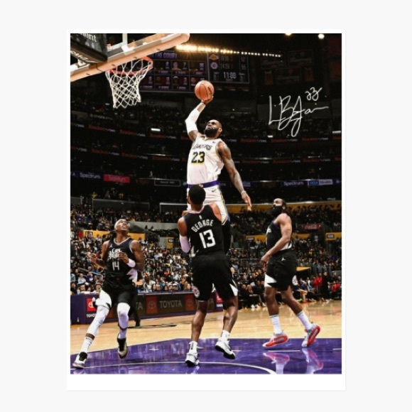 BRAND NEW!💯 LEBRON KING👑JAMES LAKERS ULTRA PREMIUM GLOSSY 8.5x11 DUNK ON PG!🤯 - Picture 2 of 4
